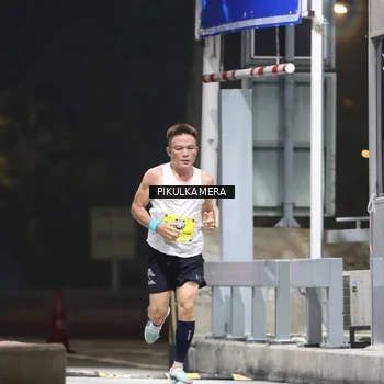 Runner Photo 7078793