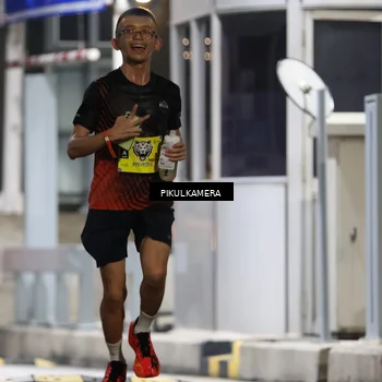 Runner Photo 7078802
