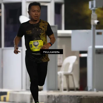 Runner Photo 7078811