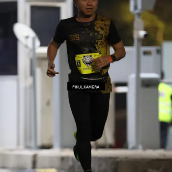 Runner Photo 7078812