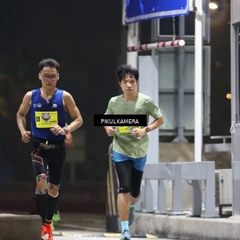 Runner Photo 7078821