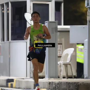 Runner Photo 7078842