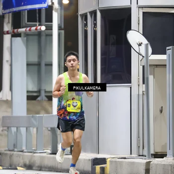 Runner Photo 7078845