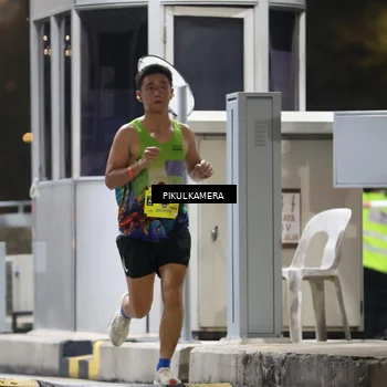 Runner Photo 7078849