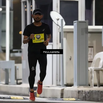 Runner Photo 7078859