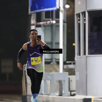 Runner Photo 7078868
