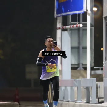Runner Photo 7078870