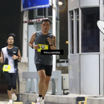 Runner Photo 7078877