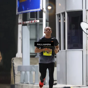 Runner Photo 7078878