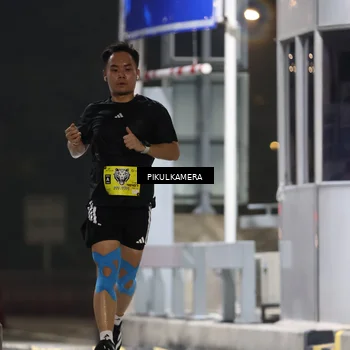 Runner Photo 7078884