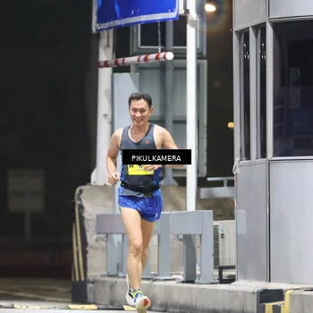 Runner Photo 7078898