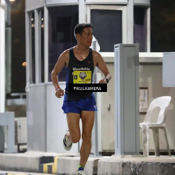 Runner Photo 7078904
