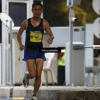 Runner Photo 7078905