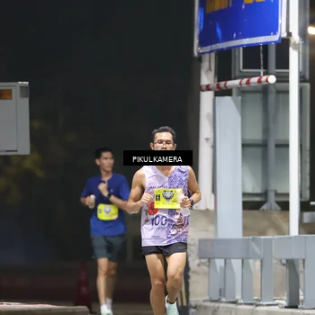 Runner Photo 7078914