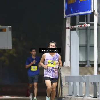 Runner Photo 7078915