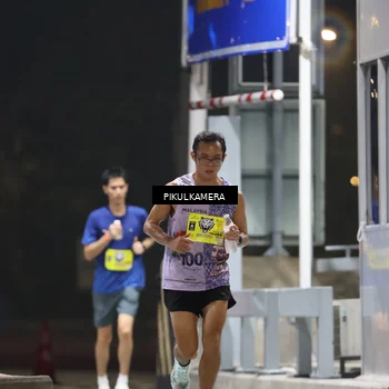 Runner Photo 7078916