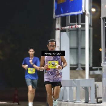 Runner Photo 7078917