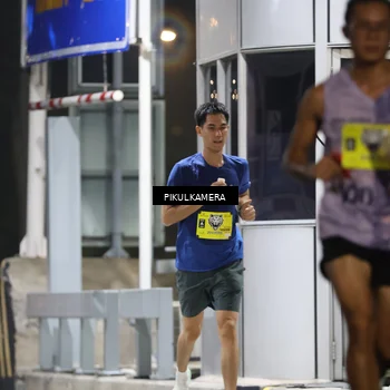 Runner Photo 7078922