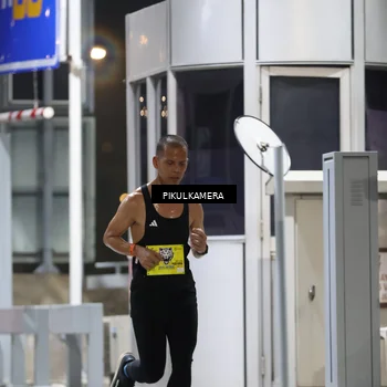 Runner Photo 7078947