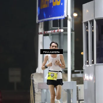 Runner Photo 7078949