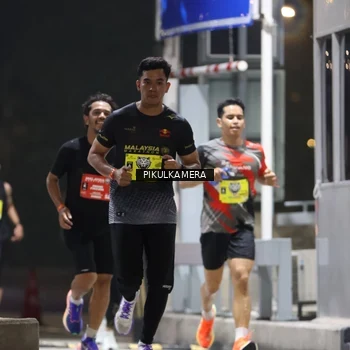 Runner Photo 7078993