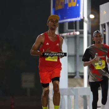 Runner Photo 7079014