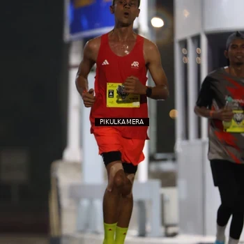 Runner Photo 7079023