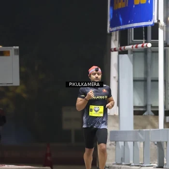 Runner Photo 7079027