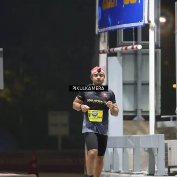 Runner Photo 7079029