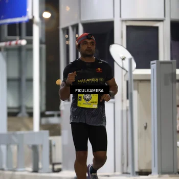 Runner Photo 7079045