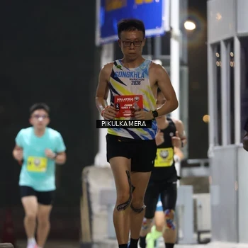 Runner Photo 7079059