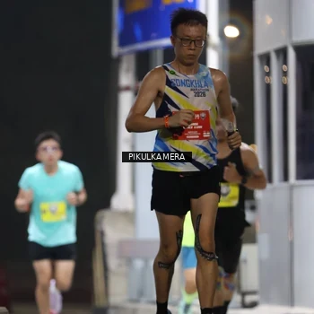Runner Photo 7079062