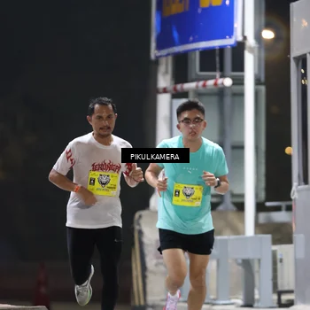 Runner Photo 7079071