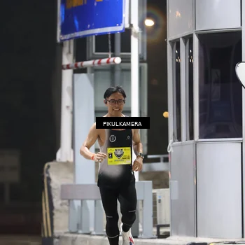 Runner Photo 7079087