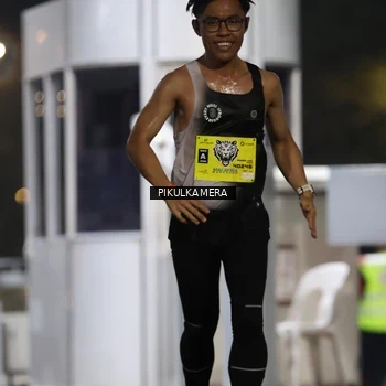 Runner Photo 7079111