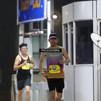 Runner Photo 7079122