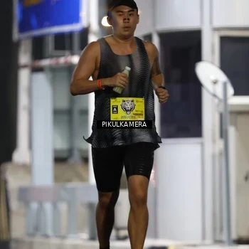 Runner Photo 7079130