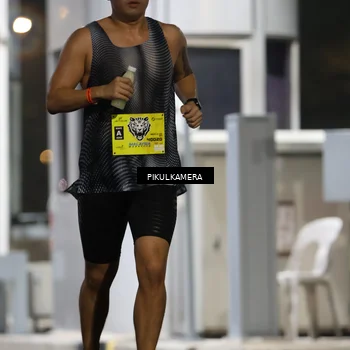 Runner Photo 7079141