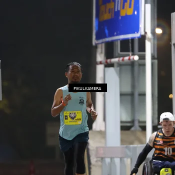 Runner Photo 7079170