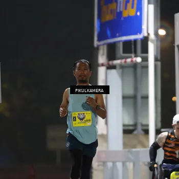Runner Photo 7079172