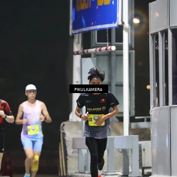 Runner Photo 7079180