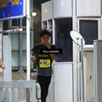 Runner Photo 7079184