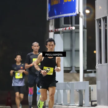 Runner Photo 7079206
