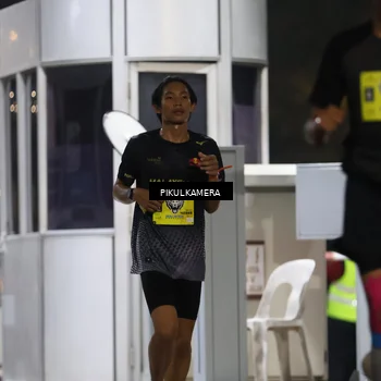 Runner Photo 7079216
