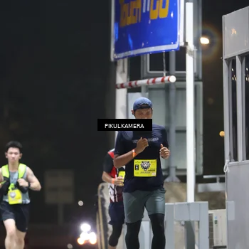 Runner Photo 7079226