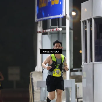 Runner Photo 7079234