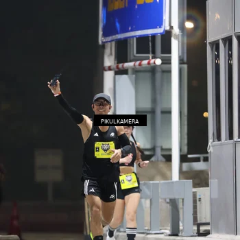 Runner Photo 7079248