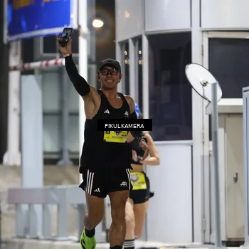 Runner Photo 7079250