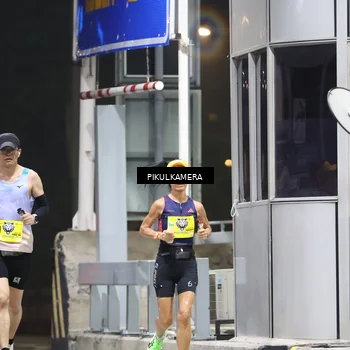 Runner Photo 7079254