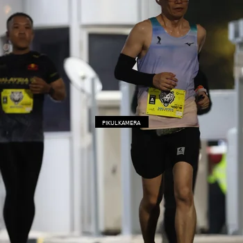 Runner Photo 7079282
